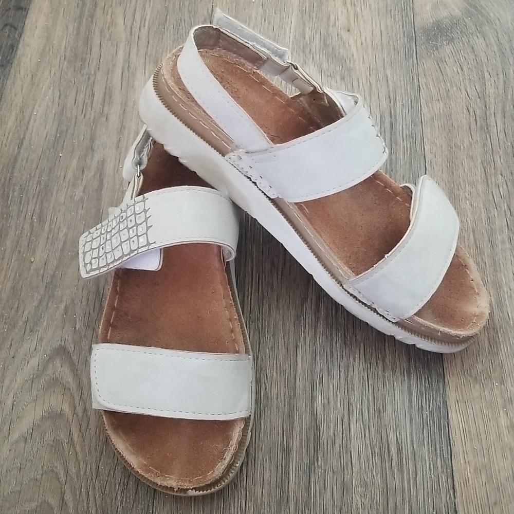 Inblu Light Gray Sandals